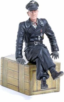 Torro 1/16 Figuren Serie Figur "Michael Wittmann" Hauptsturmführer sitzend