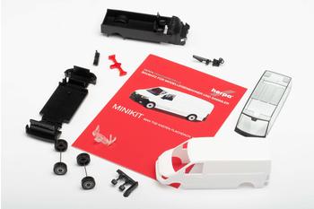 Herpa MiniKit MAN TGE Flachdach weiss (13857)