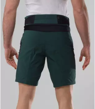 Löffler Swida-G CSL Radhose kurz (30615) schwarz – Atmungsaktives Material für wechselnde Intensitäten