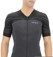 Uyn O101676, UYN Alpha Coolboost Fahrradtrikot Herren sharkskin/red wagon S
