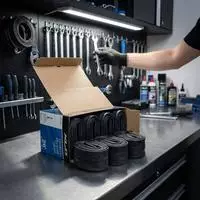XLC FAHRRADSCHLAUCH 50ER WERKSTATTBOX 26 X1.5/2.5 40/62-559 SV 33 MM, 50 ST&Uuml;CK