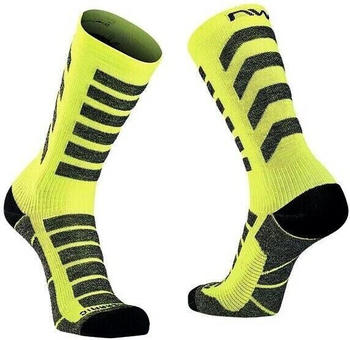 Northwave Husky Ceramic High Winter Fahrradsocken gelb grau 2023
