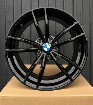 Ultra Wheels Bay 8.0x19 5/112 ET28 (verschiedene Farben)