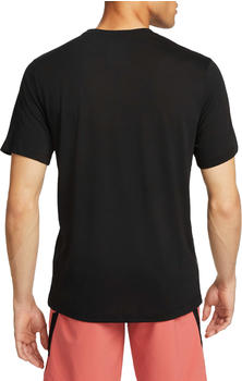 Nike Dri-Fit T-Shirt (FJ2393) black – Optimieren Sie Ihr Training mit dem Nike Dri-Fit T-Shirt (FJ2393) black