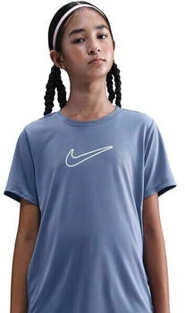Nike One Fitted Dri-FIT-Kurzarmshirt Mädchen blau (FZ5600-499) – Funktionsmaterial für aktive Trainingseinheiten
