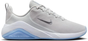 Nike Bella 7 Women photon dust/light smoke grey/psychic blue/metallic pewter