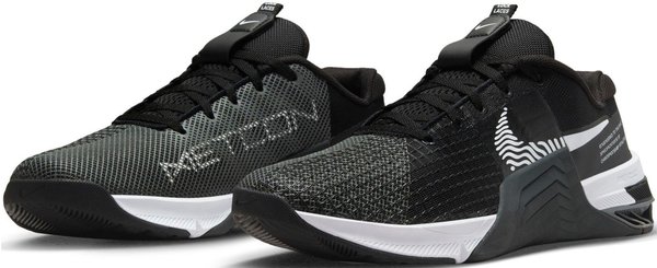 Nike Metcon 8 black/white/dark smoke grey/smoke grey