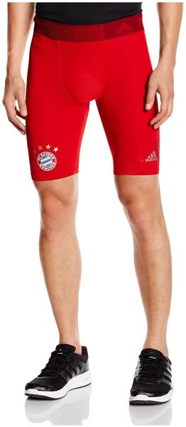 adidas FC Bayern München Herren Shorts fcb true red/craft red M