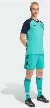Adidas Deutschland Pre-Match Trikot flash aqua 2026 – Feuchtigkeitsmanagement hält bei jeder Bewegung trocken