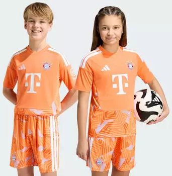 Fußball-Fanartikel orange