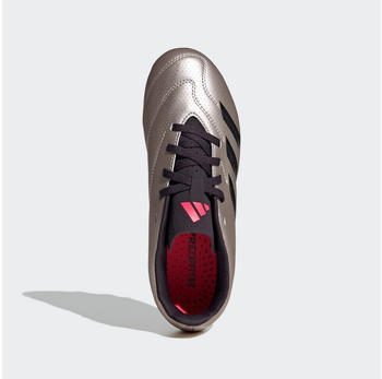 Adidas Predator Club FxG Kids (IF6423) platinum metallic/aurora black/turbo – Synthetik-Obermaterial kombiniert Robustheit mit gezielter Spielunterstützung