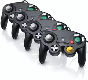 CSL Gamepad f&uuml;r Nintendo GameCube / Wii, schwarz, 4er-Pack (300619)