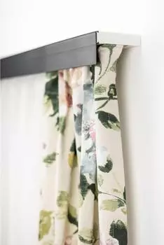 Garesa Kunststoffschiene mit Blende 2-l&auml;ufig 150cm Wand schwarz