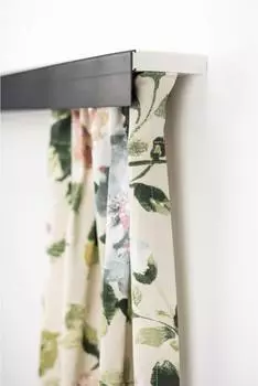 Garesa Kunststoffschiene mit Blende 1-l&auml;ufig 120cm Wand schwarz