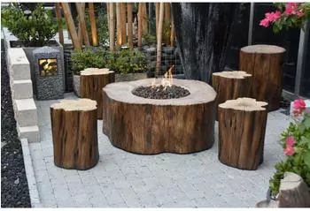 GardenForma Manchester Gasfeuerstelle Sitzgruppe Faserbeton Baumstamm-Optik, 4 Hocker