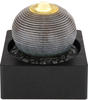 Gartenbrunnen mit LED-Beleuchtung