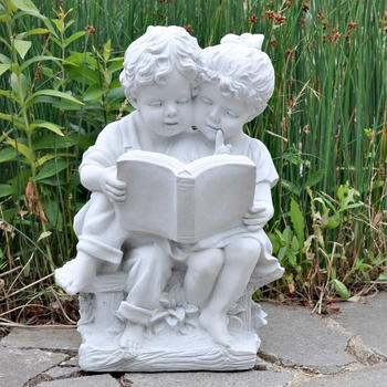Wilai Steinfigur Junge und Mädchen lesen in einem Buch