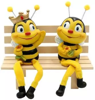Dekohelden24 Kantenhocker Bienenpaar mit Blume, 2er Set, Polyresin (226799-2er)