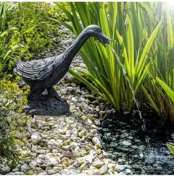 Esotec Wasserspeier Gans Erna mit Solar-Teichpumpe (101651)