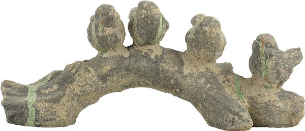 Esschert Aged Ceramic Collection - Birds on log moss L