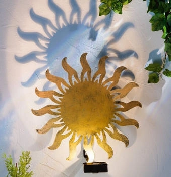 Spetebo Solar Wandleuchte Sonne im antik bronze Look - &Oslash; 30 cm - LED Garten Deko Wand Beleuchtung (423090)
