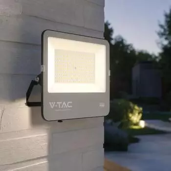 V-TAC LED Au&szlig;enwandstrahler, schwarz, verstellbar, IP65 (33,1cm)