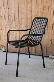 ebuy24 Peking Gartenstuhl Stapelbar Schwarz