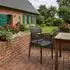 CLP Joliya Gartenstuhl stapelbar mit Armlehnen, Kunststoff, schwarz (326984)