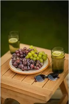 Cinas Eya Garten Lounge Tisch Teakholz vollmassiv 45x45x42cm