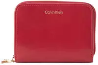 Calvin Klein CK PULLER MEDIUM FLAP ZIP AROUND Damen Portemonnaie Rot : Gr&ouml;&szlig;e -