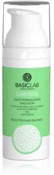 Basiclab Dermocosmetics Emulsione leggera normalizzante per pelle grassa e mista 50ml