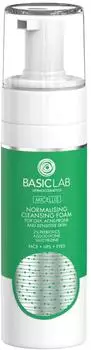 Basiclab Dermocosmetics Micellis mousse detergente delicata per pelli grasse con tendenza all'acne 150 ml