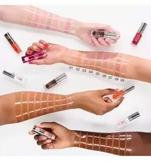 Essence Hydra Kiss Lip Oil 06 Cranberry Is Back (4ml)