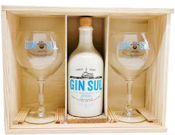 Gin Sul Dry Gin 43% 0,5l Geschenkbox aus Holz mit G&auml;sern