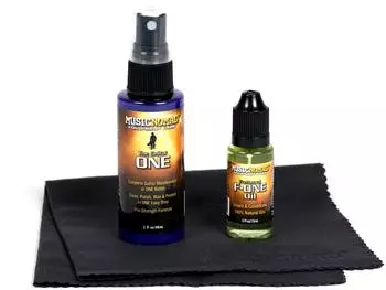 MusicNomad Premium Guitar Care Kit 3 pcs. (MN140) - incl. MN402 MN403 & Microfiber Suede Cloth