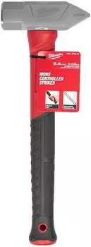 Milwaukee Fäustel lang, Fiberglas, spitze Schlagfläche, 1,13kg (4932498306)