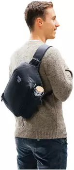 Deuter Stroof 8 (2024) black – Durchdachtes Design für optimale Organisation