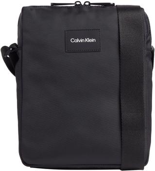 Calvin Klein CK Must T (K50K510259-BAX) black