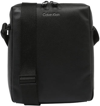 Calvin Klein Ck Must Reporter K50K508690 black