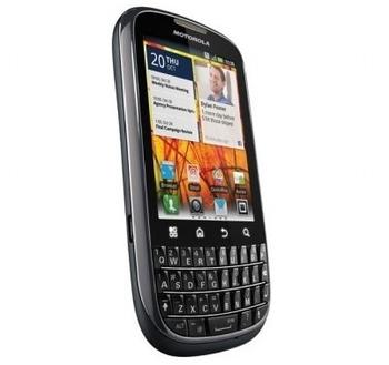 Drei neue Blackberrys und das Motorola Pro+ im Test