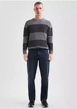 s.Oliver Denim Pete Regular Fit Mid Rise Straight Leg (2171931-57Z5) blue