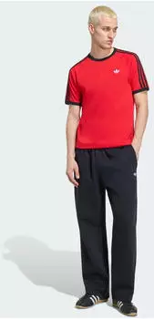 Adidas Essentials 3-Streifen T-Shirt vivid red / black – Baumwolle sorgt für natürlichen Tragekomfort