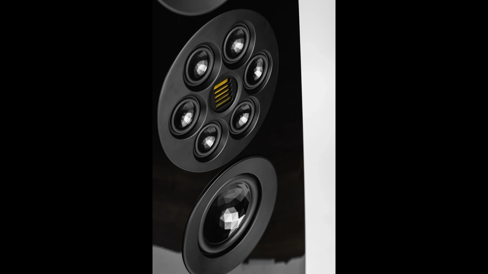 ELAC Concentro M 807
