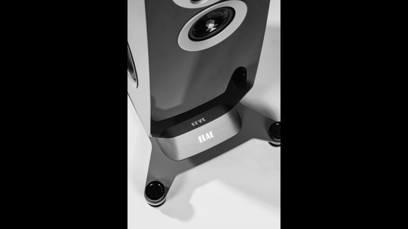 ELAC Concentro M 807