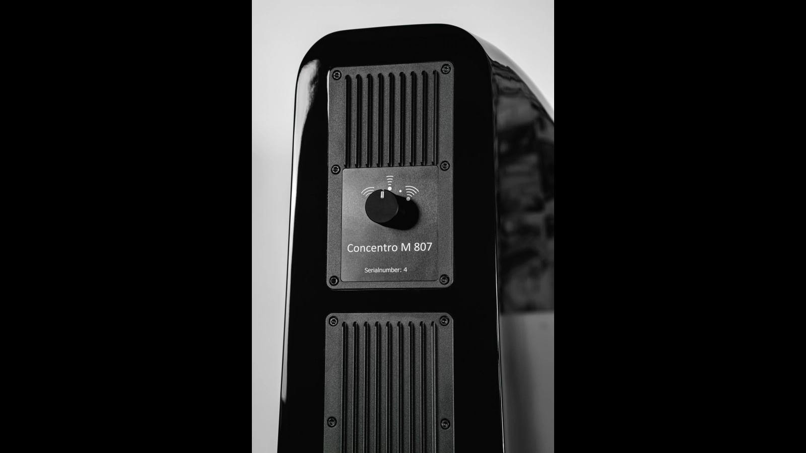 ELAC Concentro M 807