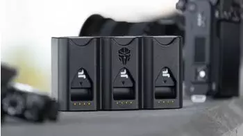 Jupio x Pr1me Gear Tri-Charge Ladegerät für DMW-BLK22