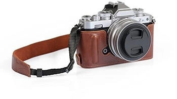 MegaGear MG2016 Ever Ready Genuine Leather Camera Half Case (16-50mm)