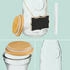Relaxdays Wasserkaraffe, 2er Set, 1 Liter, Glaskaraffe mit Bambusdeckel, zum Beschriften, transparent/Natur
