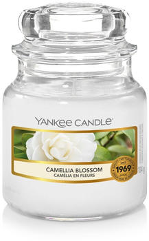 Yankee Candle Camellia Blossom Housewarmer 104g