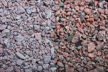GSH Edelsplitt Schottischer Granit rot-grau 16-32 mm 1000 kg Big Bag